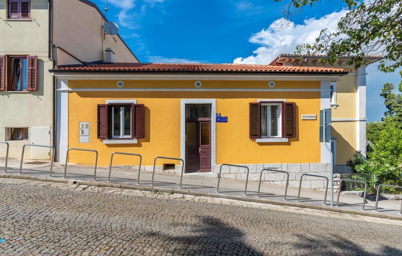 Apartment Lazzarich With Terrace Poreč Eksteriør bilde