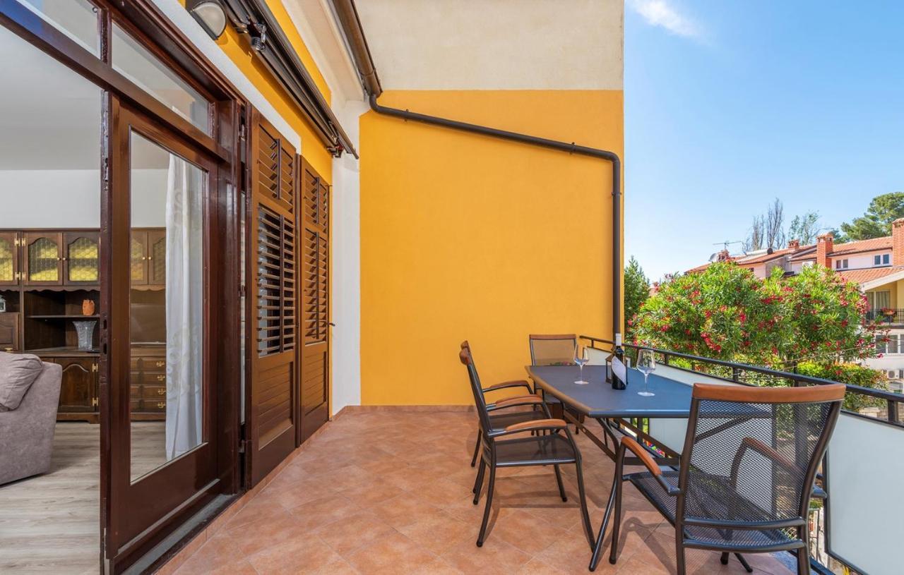 Apartment Lazzarich With Terrace Poreč Eksteriør bilde
